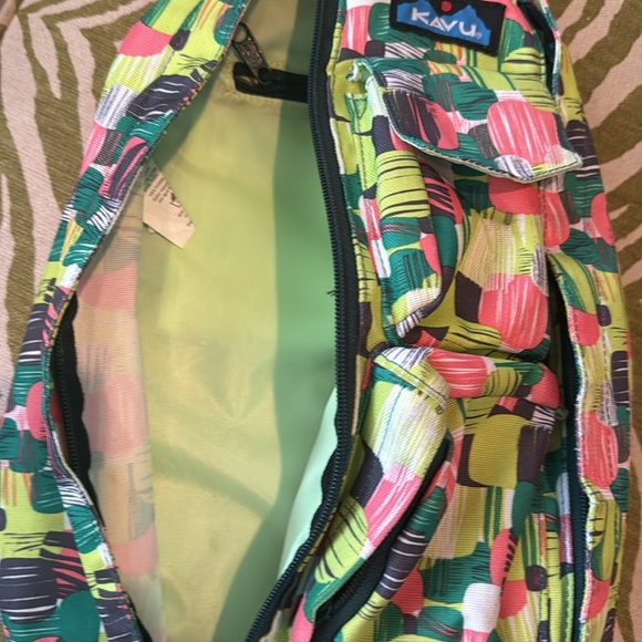 Large Kavu rope bag. Good used condition. - Picture 4 of 4